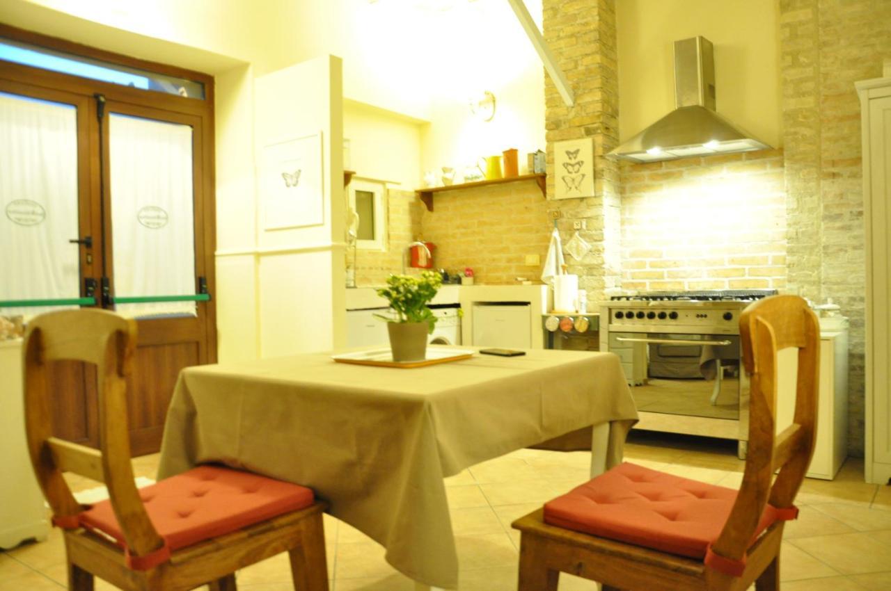 Bed And Breakfast Piazza Mercato Pescara Ngoại thất bức ảnh
