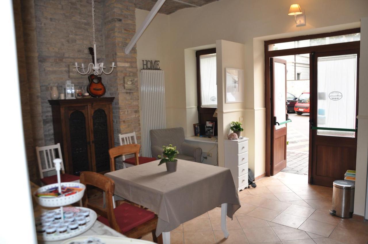 Bed And Breakfast Piazza Mercato Pescara Ngoại thất bức ảnh