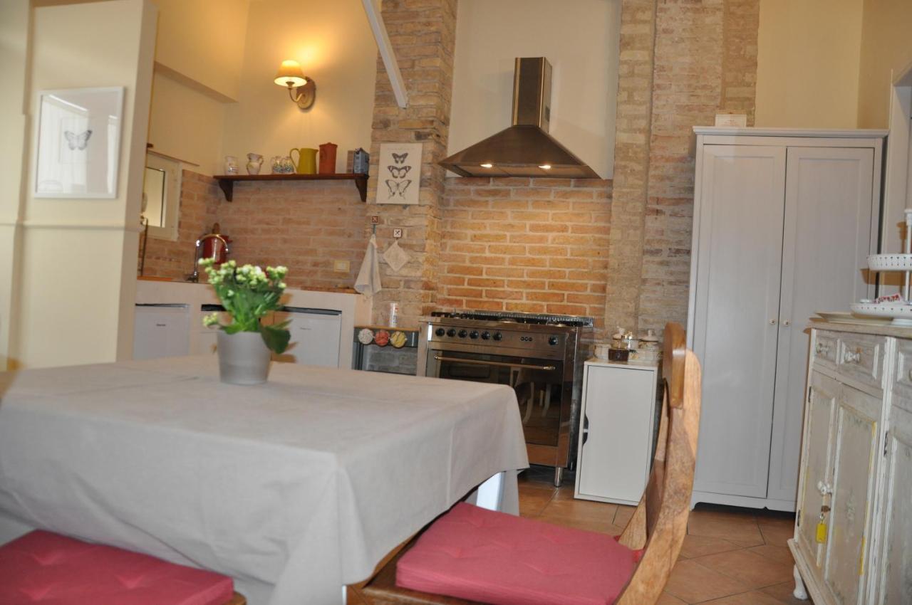 Bed And Breakfast Piazza Mercato Pescara Ngoại thất bức ảnh
