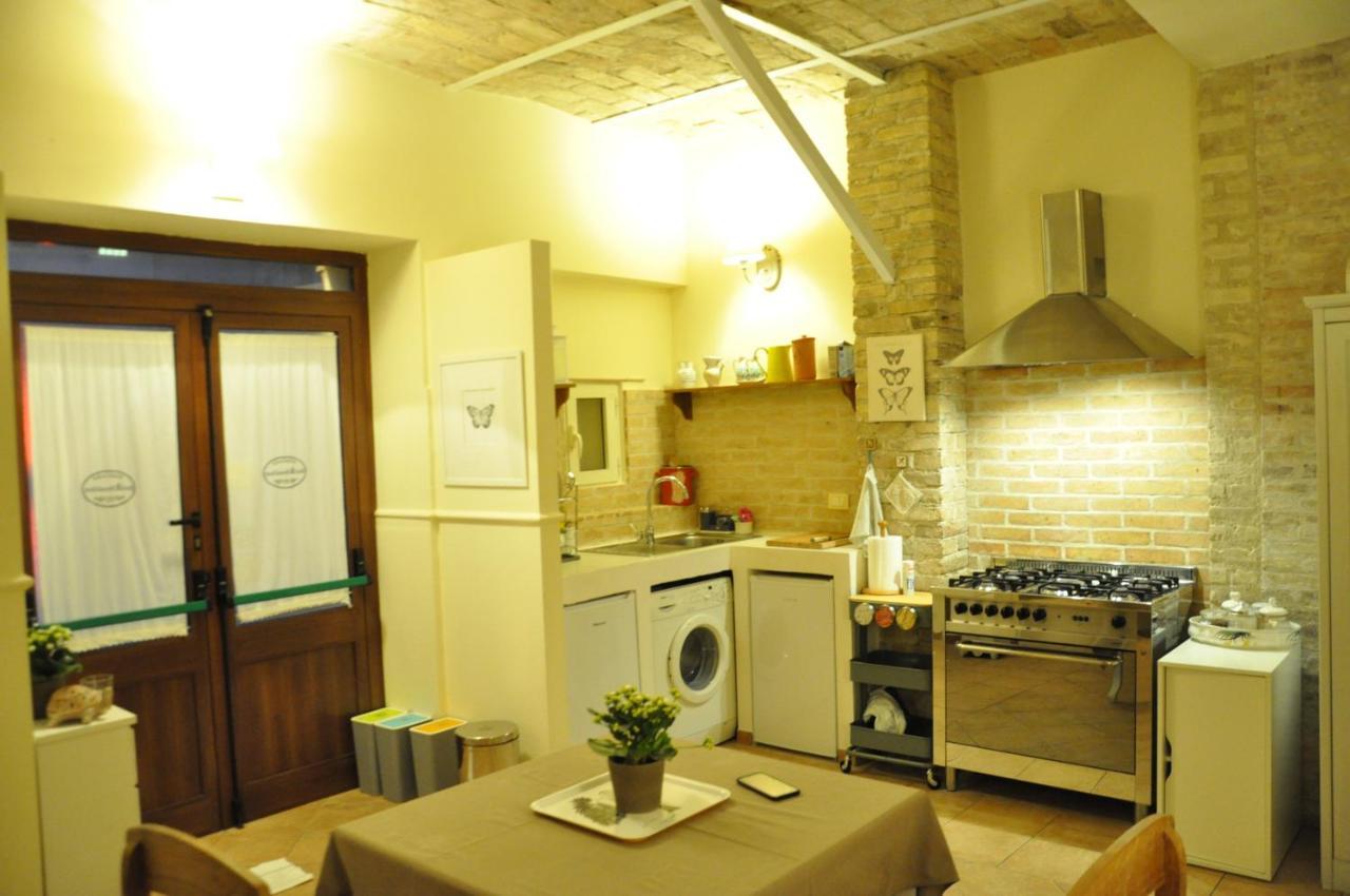 Bed And Breakfast Piazza Mercato Pescara Ngoại thất bức ảnh