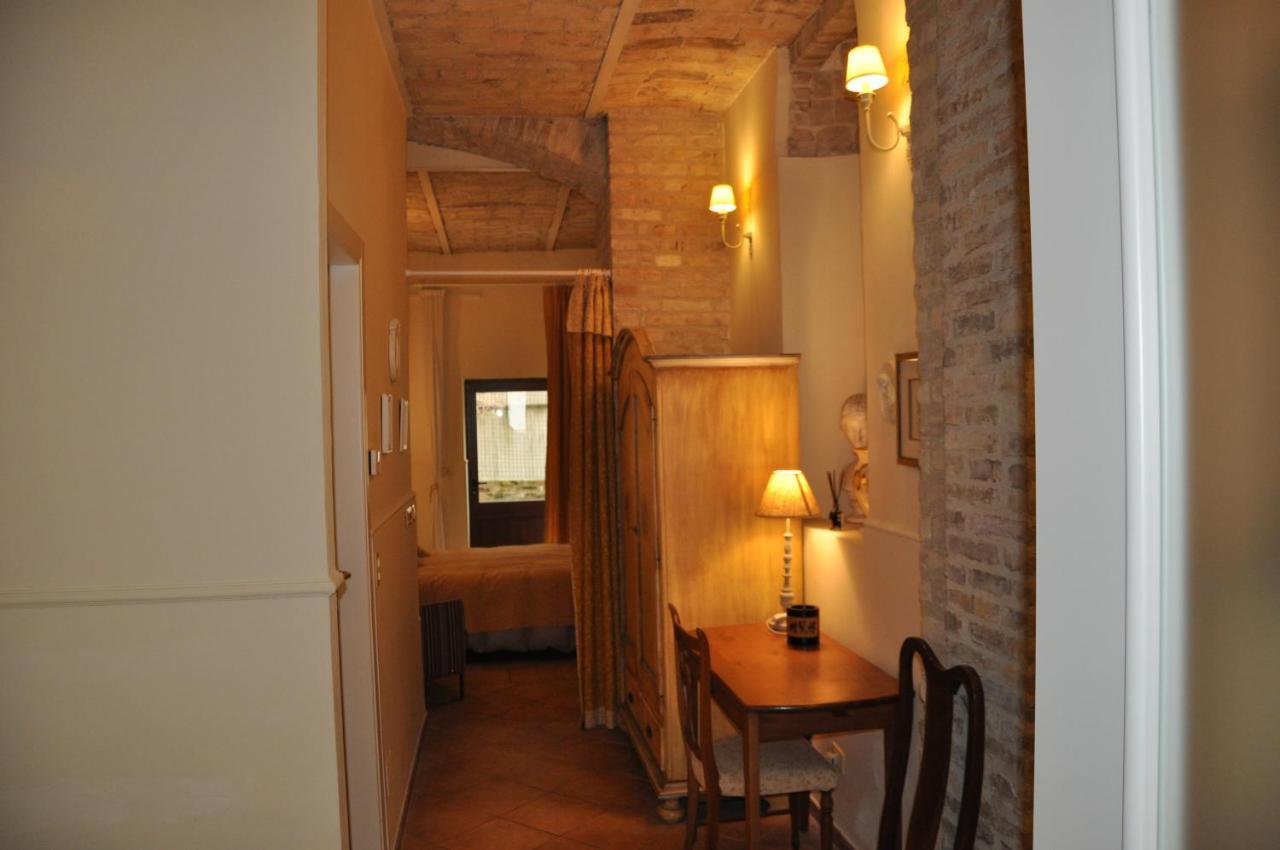 Bed And Breakfast Piazza Mercato Pescara Ngoại thất bức ảnh